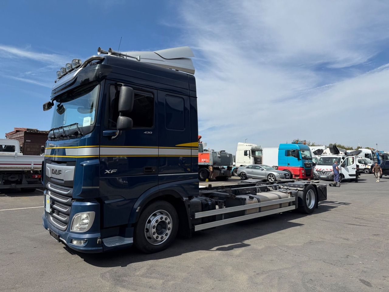 DAF XF430/Jumbo;Mega/Intarder/Standklima-Heizung/BDF - Camion porte-conteneur/ Caisse mobile: photos 2 DAF XF430/Jumbo;Mega/Intarder/Standklima-Heizung/BDF - Camion porte-conteneur/ Caisse mobile: photos 2