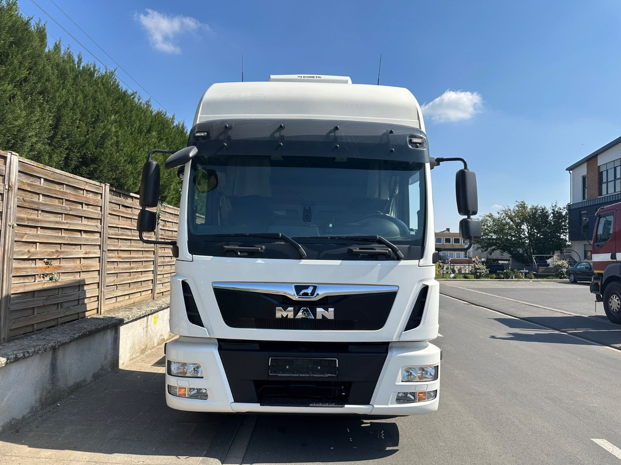 MAN 8.250 TGL*VDI2700*TOP*4-er Zug BFT Anhänger MAN 8.250 TGL*4er-Zug*XLX Kabine*VDI2700*TOP* - Camion porte-voitures: photos 3 MAN 8.250 TGL*VDI2700*TOP*4-er Zug BFT Anhänger MAN 8.250 TGL*4er-Zug*XLX Kabine*VDI2700*TOP* - Camion porte-voitures: photos 3