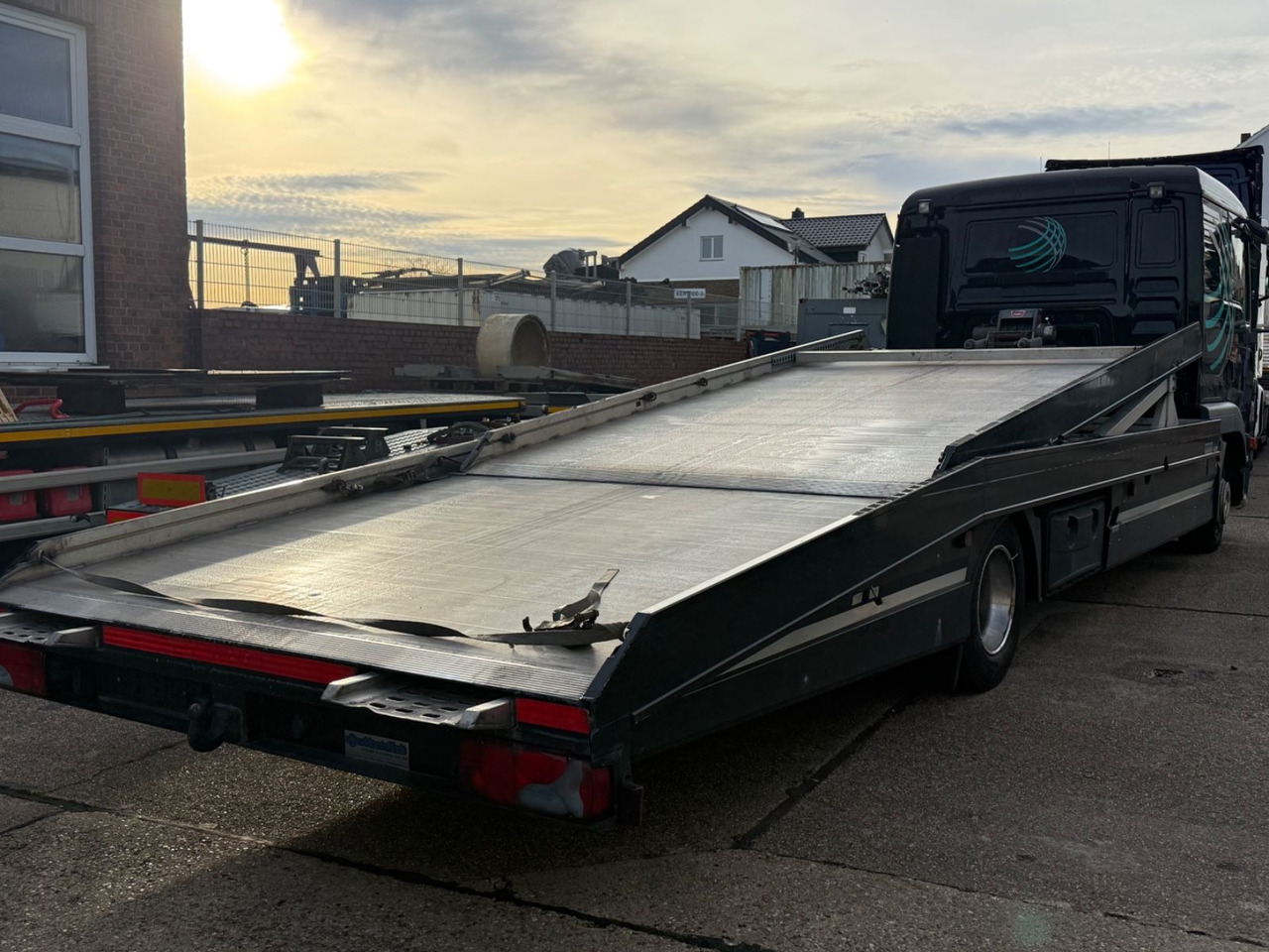 MAN TGL 8.210BL Moetefindt Doppelstock, Klima, Winde - Camion porte-voitures: photos 2 MAN TGL 8.210BL Moetefindt Doppelstock, Klima, Winde - Camion porte-voitures: photos 2