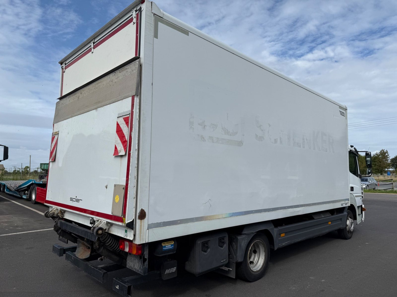 Mercedes-Benz Atego 3 4x2 821 4x2 LBW / Ahk. / Palfinger / 6m - Fourgon grand volume: photos 5 Mercedes-Benz Atego 3 4x2 821 4x2 LBW / Ahk. / Palfinger / 6m - Fourgon grand volume: photos 5
