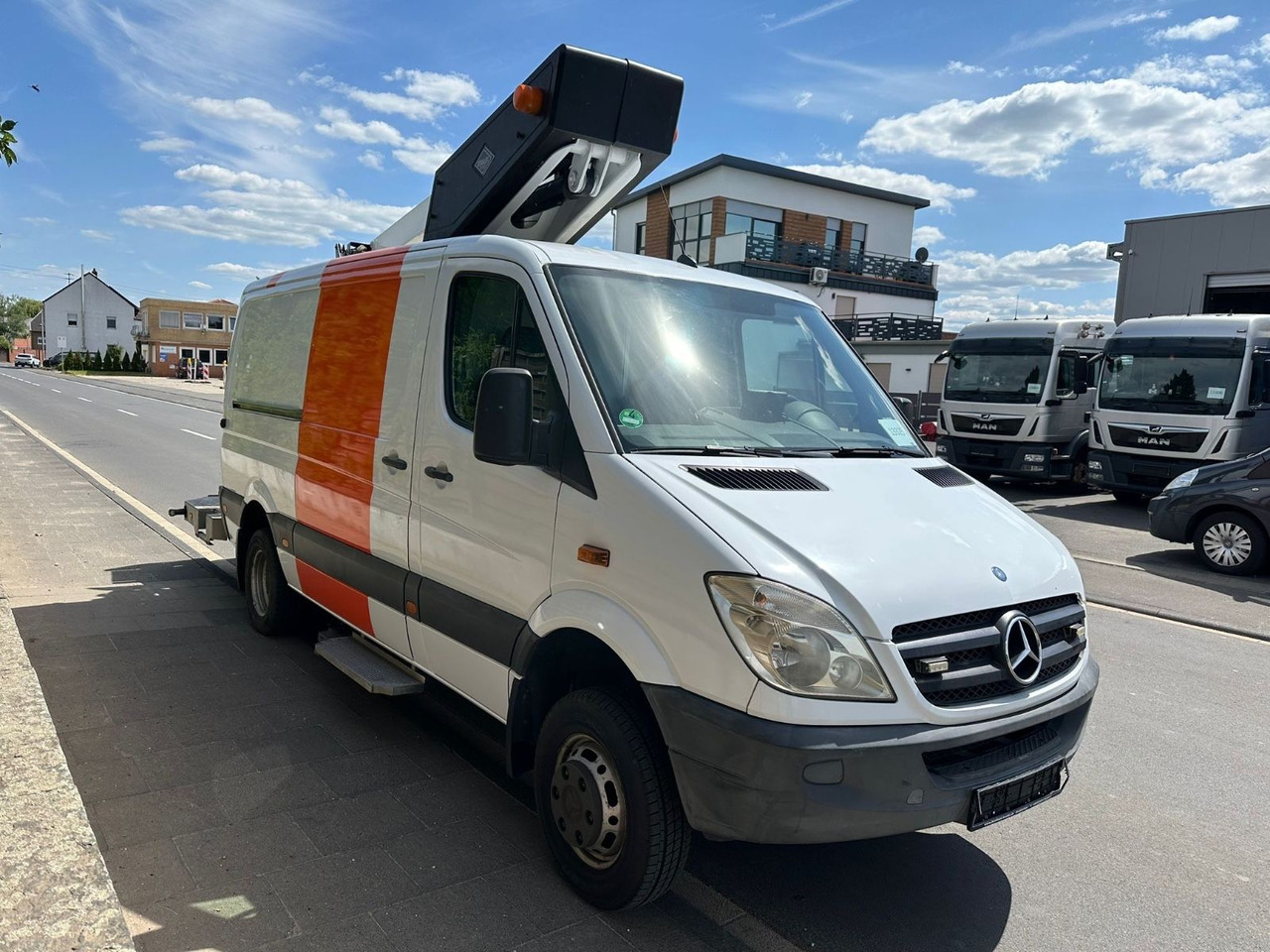 Mercedes-Benz Sprinter 515 CDI 4X4 13,2m Versailift ET-38-LFHD - Camion avec nacelle: photos 4 Mercedes-Benz Sprinter 515 CDI 4X4 13,2m Versailift ET-38-LFHD - Camion avec nacelle: photos 4