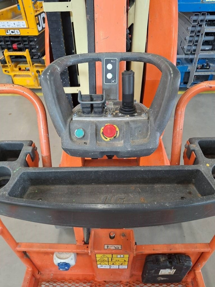 JLG Toucan 10 E - Nacelle à mât vertical: photos 5 JLG Toucan 10 E - Nacelle à mât vertical: photos 5