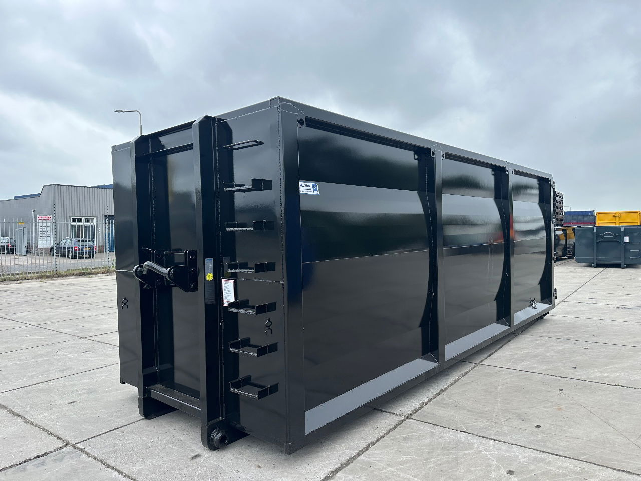 Alustahl 40 m3 hardox HB 450 containers - Benne ampliroll: photos 1 Alustahl 40 m3 hardox HB 450 containers - Benne ampliroll: photos 1