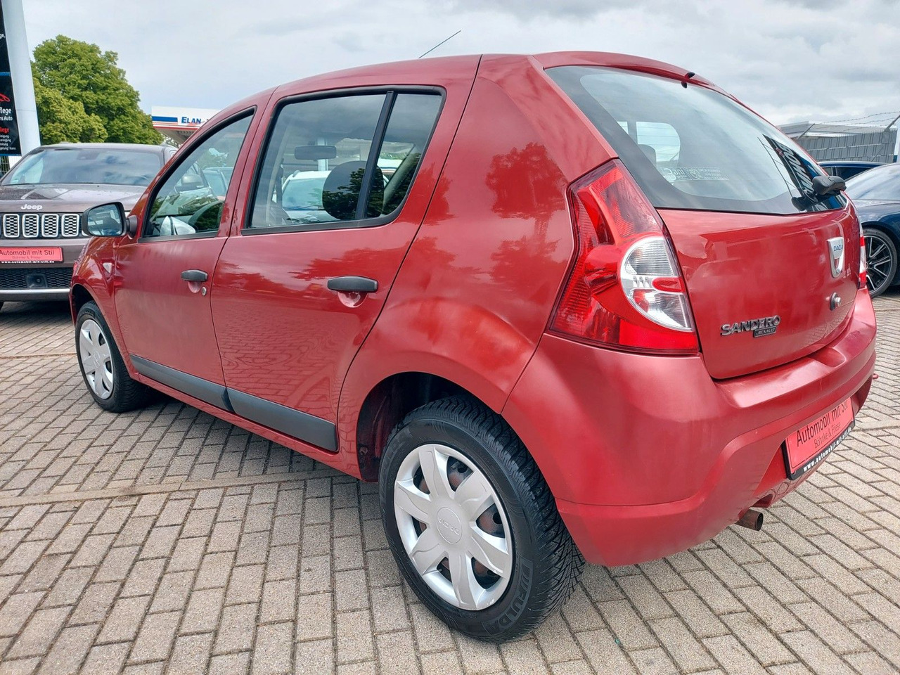 Dacia Sandero 1.4 MPI CD-Radio M+S - Berline: photos 4 Dacia Sandero 1.4 MPI CD-Radio M+S - Berline: photos 4