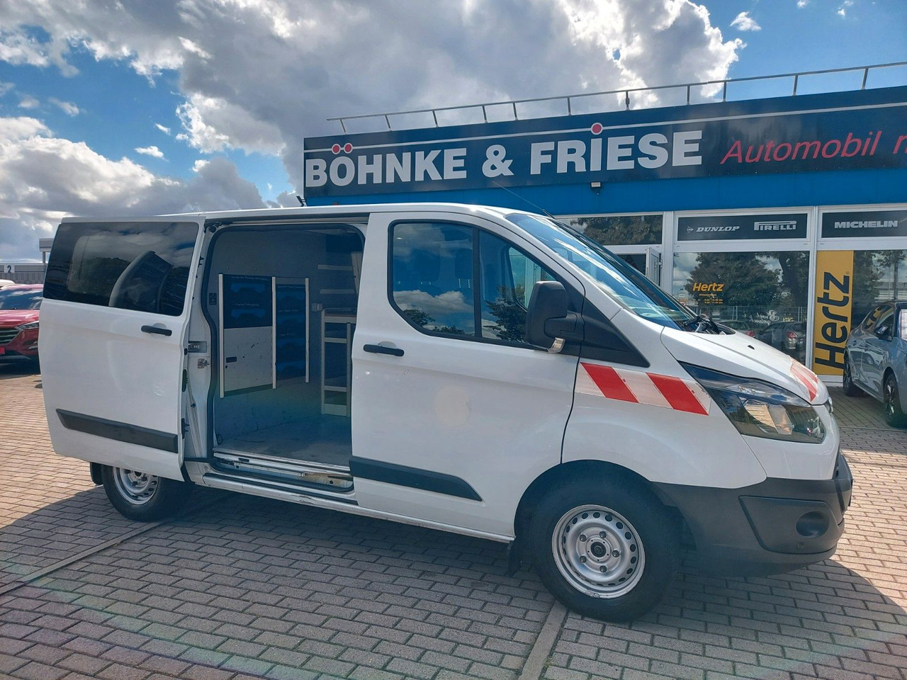 Ford Transit Custom Tourneo Kasten 290 L1 Standheiz. - Transport de personnes: photos 1 Ford Transit Custom Tourneo Kasten 290 L1 Standheiz. - Transport de personnes: photos 1
