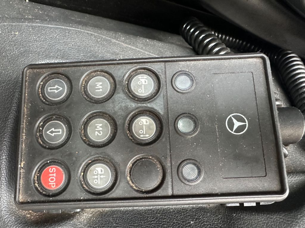 Camion frigorifique Mercedes-Benz Axor 1824 EURO 5 CARRIER TIEFKÜHLER 3 KAMERN: photos 11