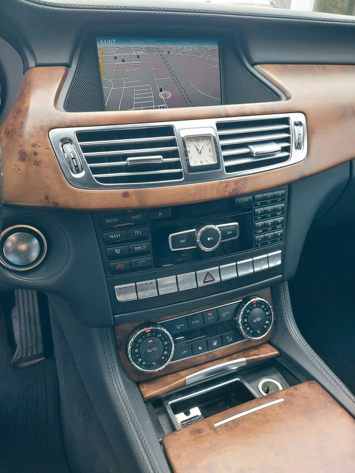 Berline Mercedes-Benz CLS 350 CDI BE Xenon Leder Navi Sitzbelüftung: photos 14