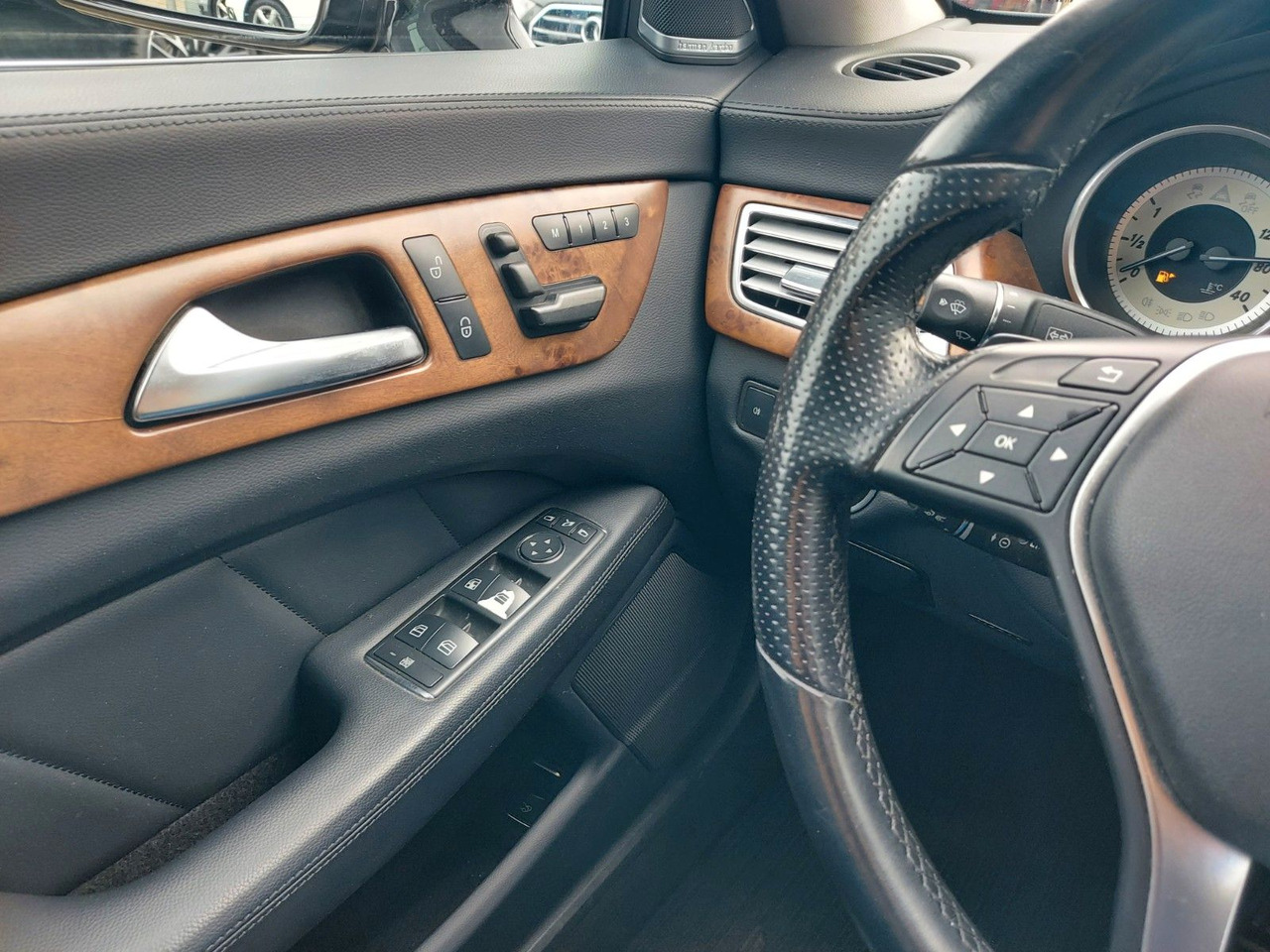 Berline Mercedes-Benz CLS 350 CDI BE Xenon Leder Navi Sitzbelüftung: photos 12