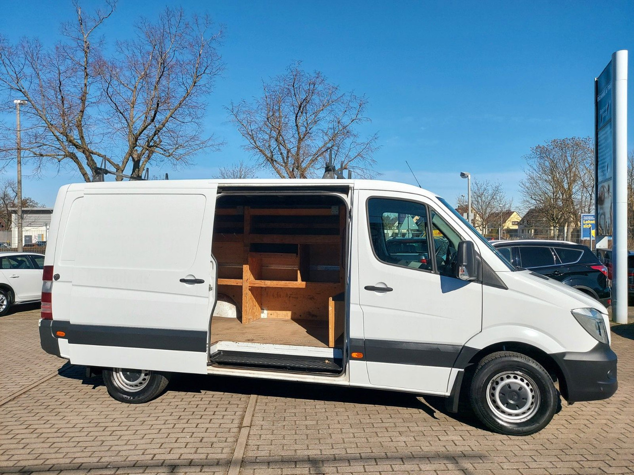 Mercedes-Benz Sprinter II Kasten 313CDI MITTEL H2 L3 KLIMA. Mercedes-Benz Sprinter II Kasten 313 MITTEL lang H2 L3 KLIMA - Minibus, Transport de personnes: photos 1 Mercedes-Benz Sprinter II Kasten 313CDI MITTEL H2 L3 KLIMA. Mercedes-Benz Sprinter II Kasten 313 MITTEL lang H2 L3 KLIMA - Minibus, Transport de personnes: photos 1
