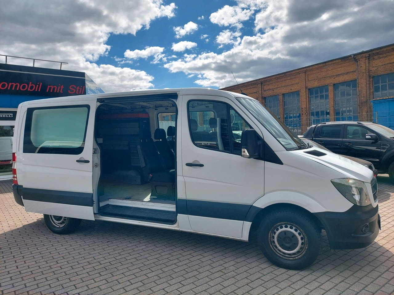 Mercedes-Benz Sprinter II Kasten 314 CDI Mixto 6 Sitze - Transport de personnes: photos 1 Mercedes-Benz Sprinter II Kasten 314 CDI Mixto 6 Sitze - Transport de personnes: photos 1