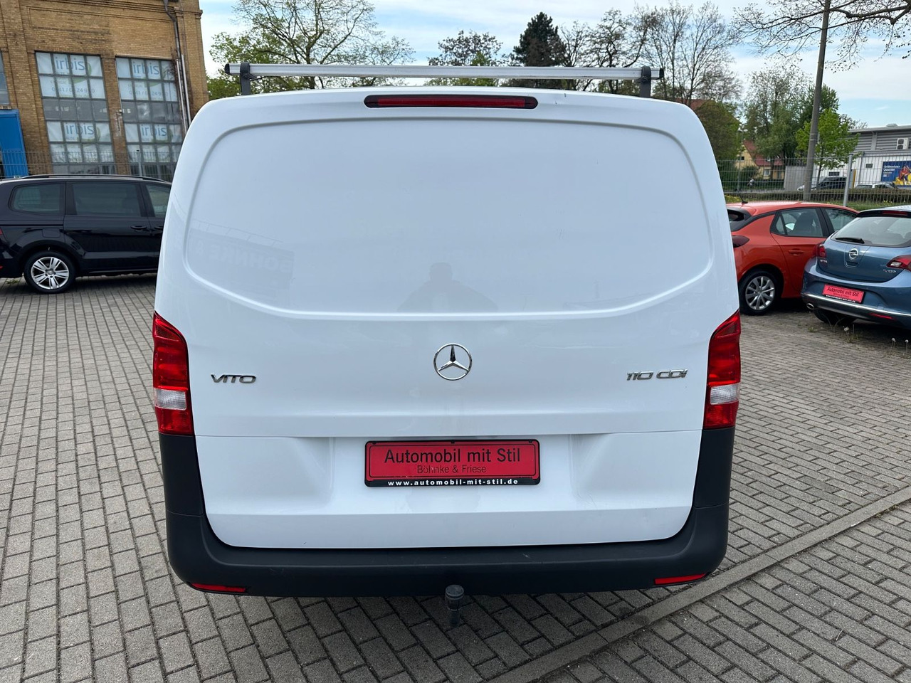 Mercedes-Benz Vito Kasten 110 WORKER PLUS Lang KLIMA TEMPO - Transport de personnes: photos 5 Mercedes-Benz Vito Kasten 110 WORKER PLUS Lang KLIMA TEMPO - Transport de personnes: photos 5