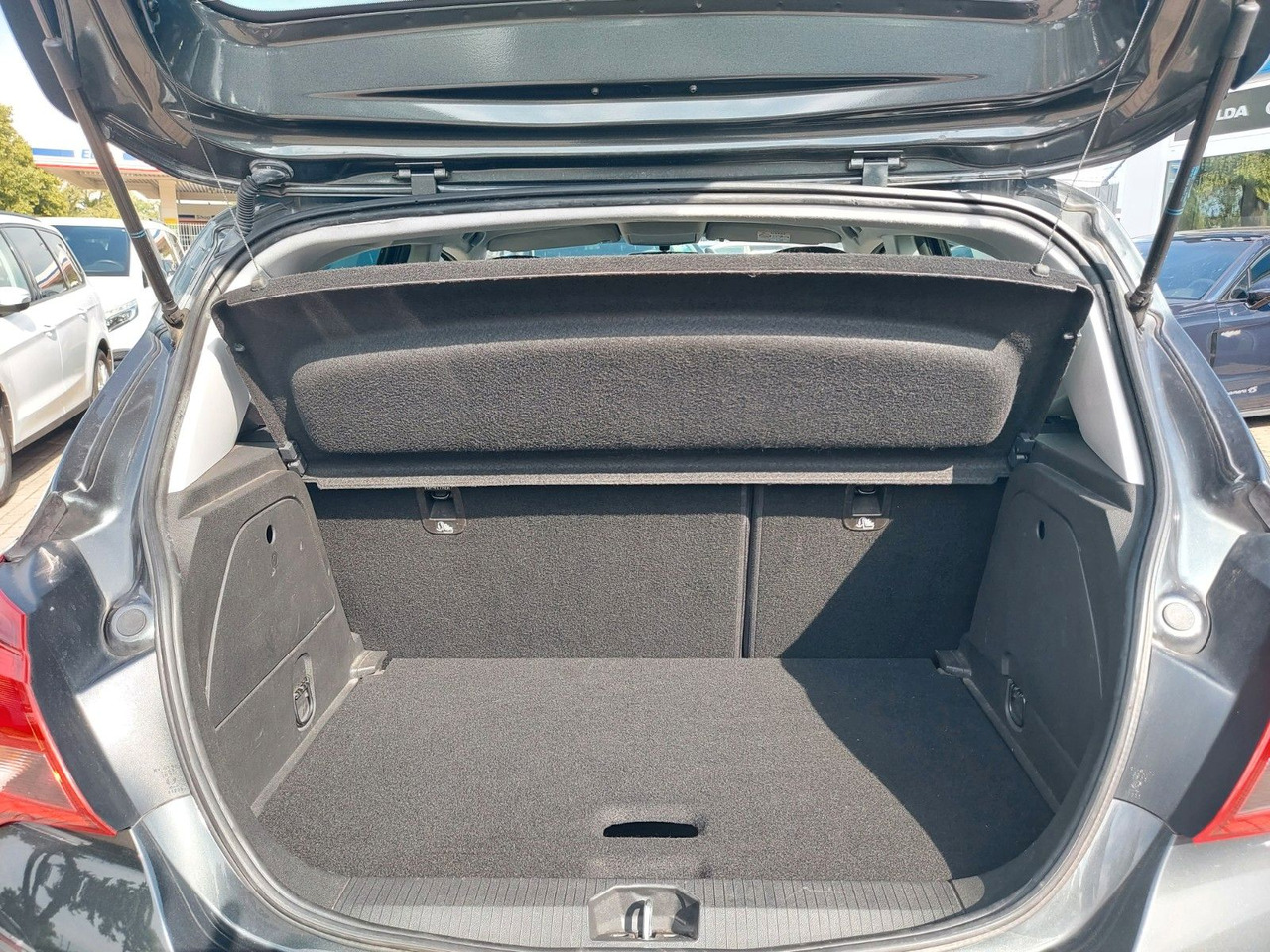 Voiture Opel Corsa E Active ecoFlex Klima Lenkradheizung: photos 19