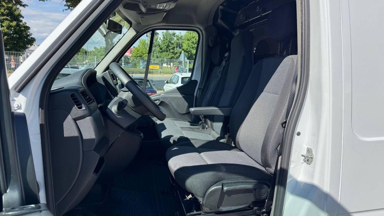 Renault Master III Kasten L3H2 HKa 3,5t KLIMA - Transport de personnes: photos 4 Renault Master III Kasten L3H2 HKa 3,5t KLIMA - Transport de personnes: photos 4