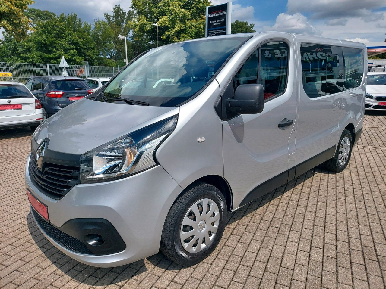 Renault Trafic Combi L1H1 2,7t Expression Klima - Transport de personnes: photos 4 Renault Trafic Combi L1H1 2,7t Expression Klima - Transport de personnes: photos 4