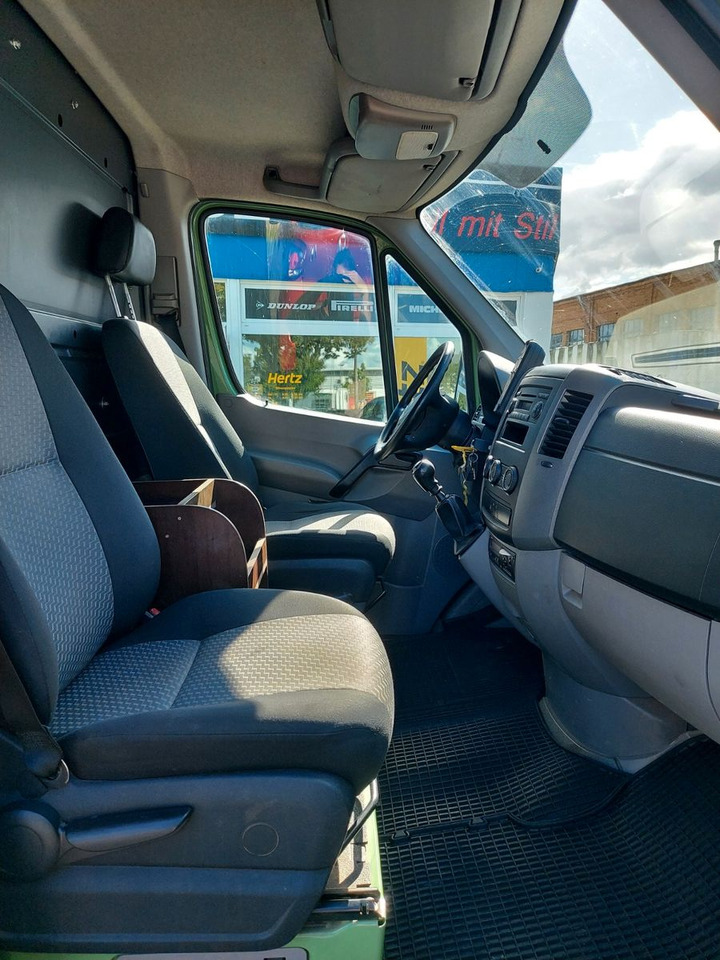Transport de personnes Volkswagen Crafter Kasten 35 mittel L2H1 Klima Standheiz.: photos 18