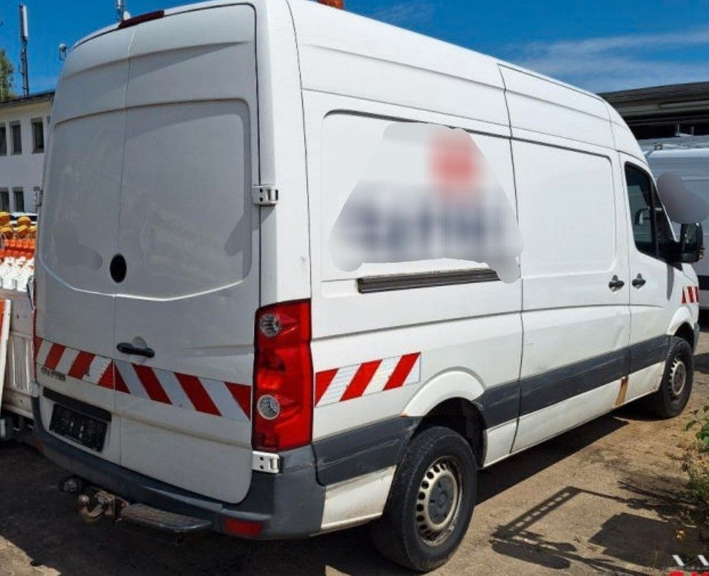 Volkswagen Crafter Kasten 35 mittel L2H2 Hochdach Klima - Fourgon utilitaire: photos 4 Volkswagen Crafter Kasten 35 mittel L2H2 Hochdach Klima - Fourgon utilitaire: photos 4