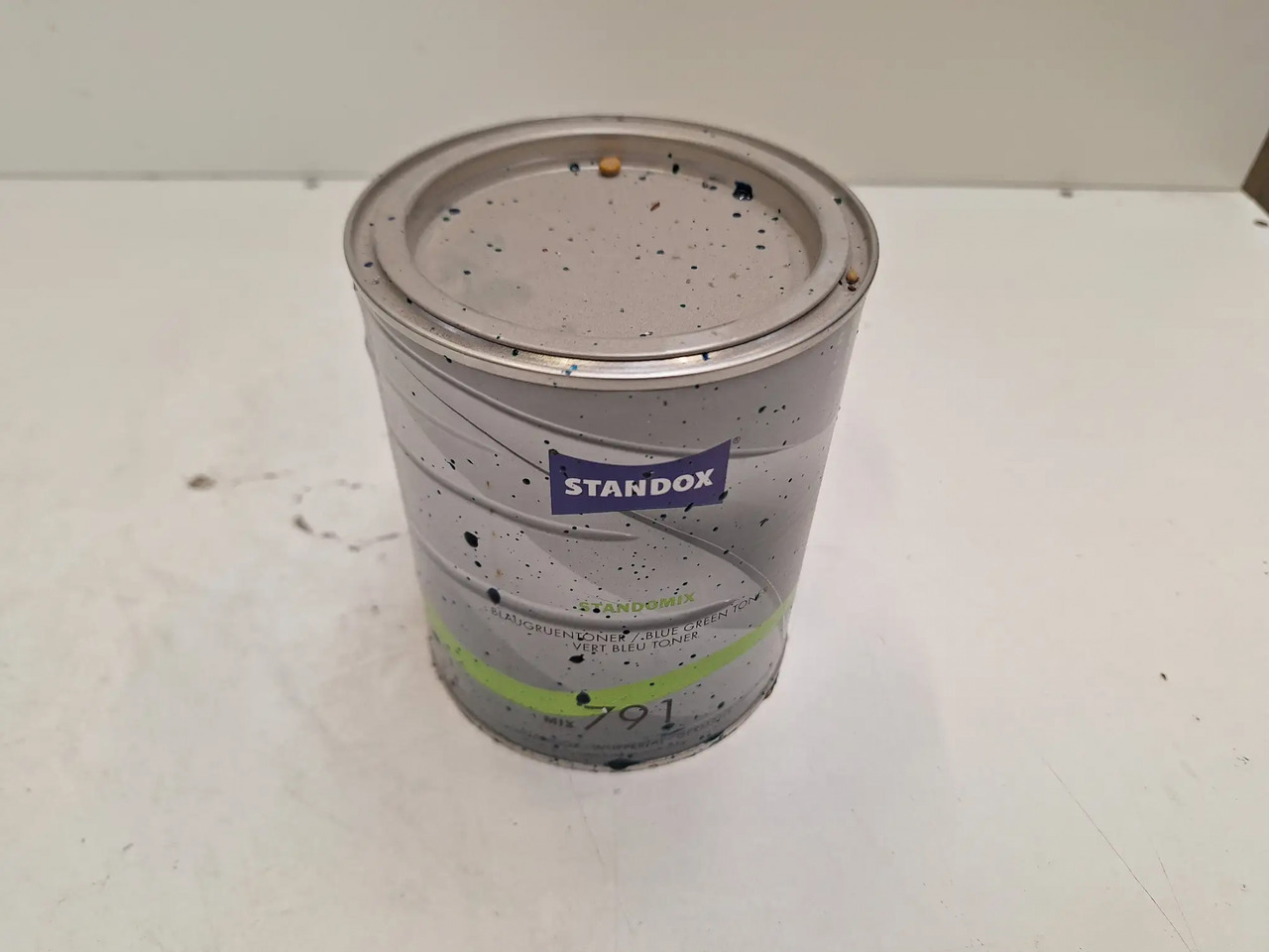 1 Dose Standomix (Standox) - Équipement de garage: photos 1 1 Dose Standomix (Standox) - Équipement de garage: photos 1