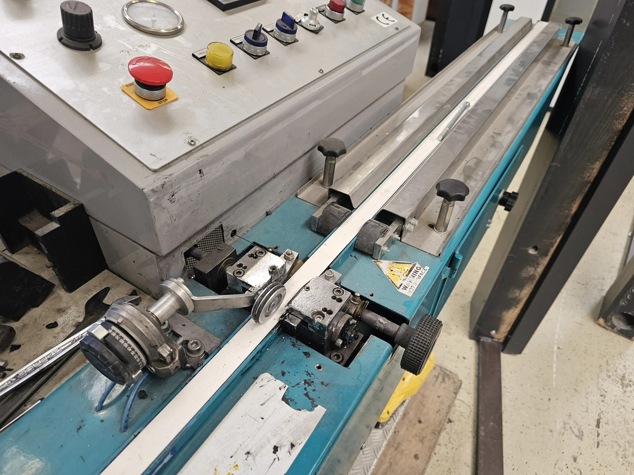 1 Stk. Butyl Extruder - Machine-outil: photos 3 1 Stk. Butyl Extruder - Machine-outil: photos 3