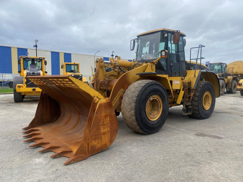 Caterpillar 966G serie 2 NVT - Chargeuse sur pneus: photos 1 Caterpillar 966G serie 2 NVT - Chargeuse sur pneus: photos 1