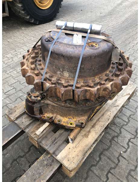 Komatsu D65-15 Final Drive OEM 14X2700310 - Moteur de translation: photos 2 Komatsu D65-15 Final Drive OEM 14X2700310 - Moteur de translation: photos 2