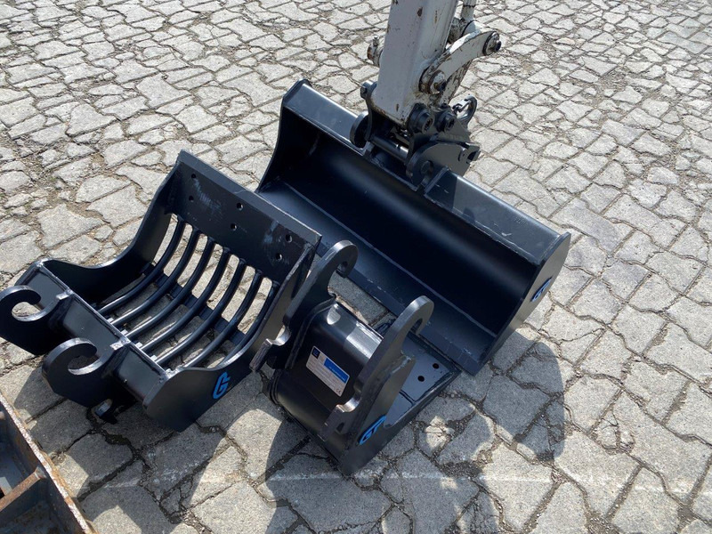 Takeuchi TB210R NVT - Mini pelle: photos 5 Takeuchi TB210R NVT - Mini pelle: photos 5