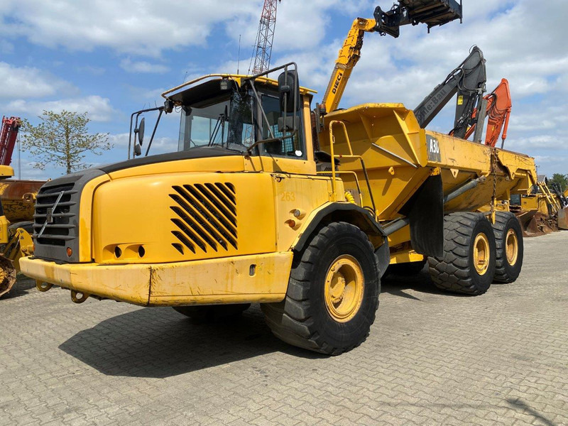 Volvo A30D 6x6 dumper articulated hauler NVT - Tombereau: photos 1 Volvo A30D 6x6 dumper articulated hauler NVT - Tombereau: photos 1