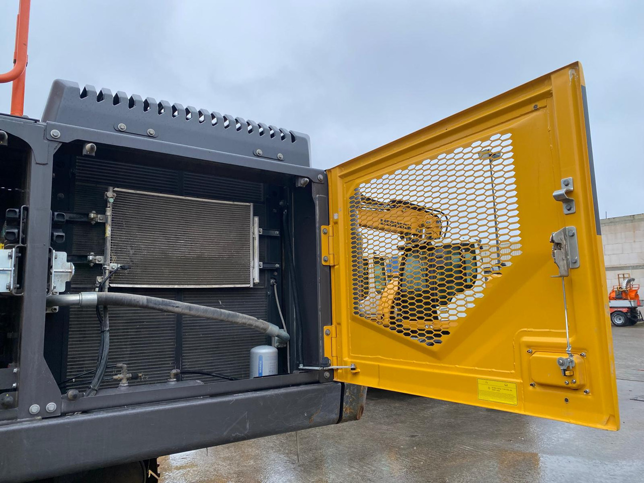 Pelle sur chenille Volvo EC300: photos 17 Pelle sur chenille Volvo EC300: photos 17