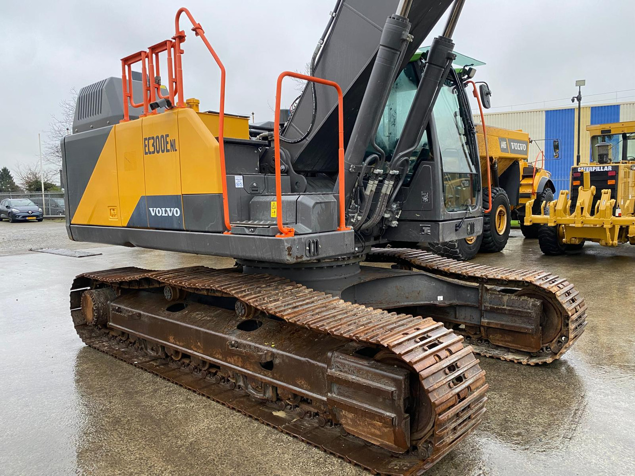 Pelle sur chenille Volvo EC300: photos 7 Pelle sur chenille Volvo EC300: photos 7