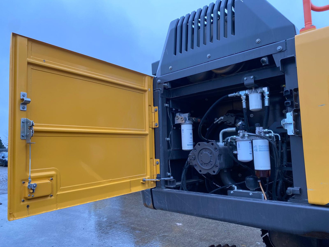 Pelle sur chenille Volvo EC300: photos 19 Pelle sur chenille Volvo EC300: photos 19