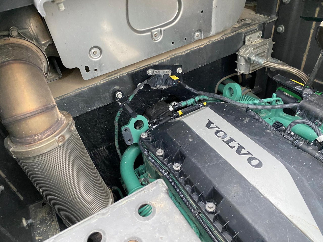 Pelle sur chenille Volvo EC300: photos 24 Pelle sur chenille Volvo EC300: photos 24