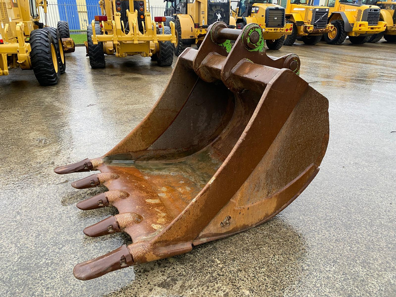 Pelle sur chenille Volvo EC300: photos 43 Pelle sur chenille Volvo EC300: photos 43