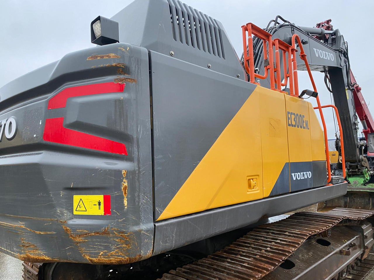 Pelle sur chenille Volvo EC300: photos 46 Pelle sur chenille Volvo EC300: photos 46