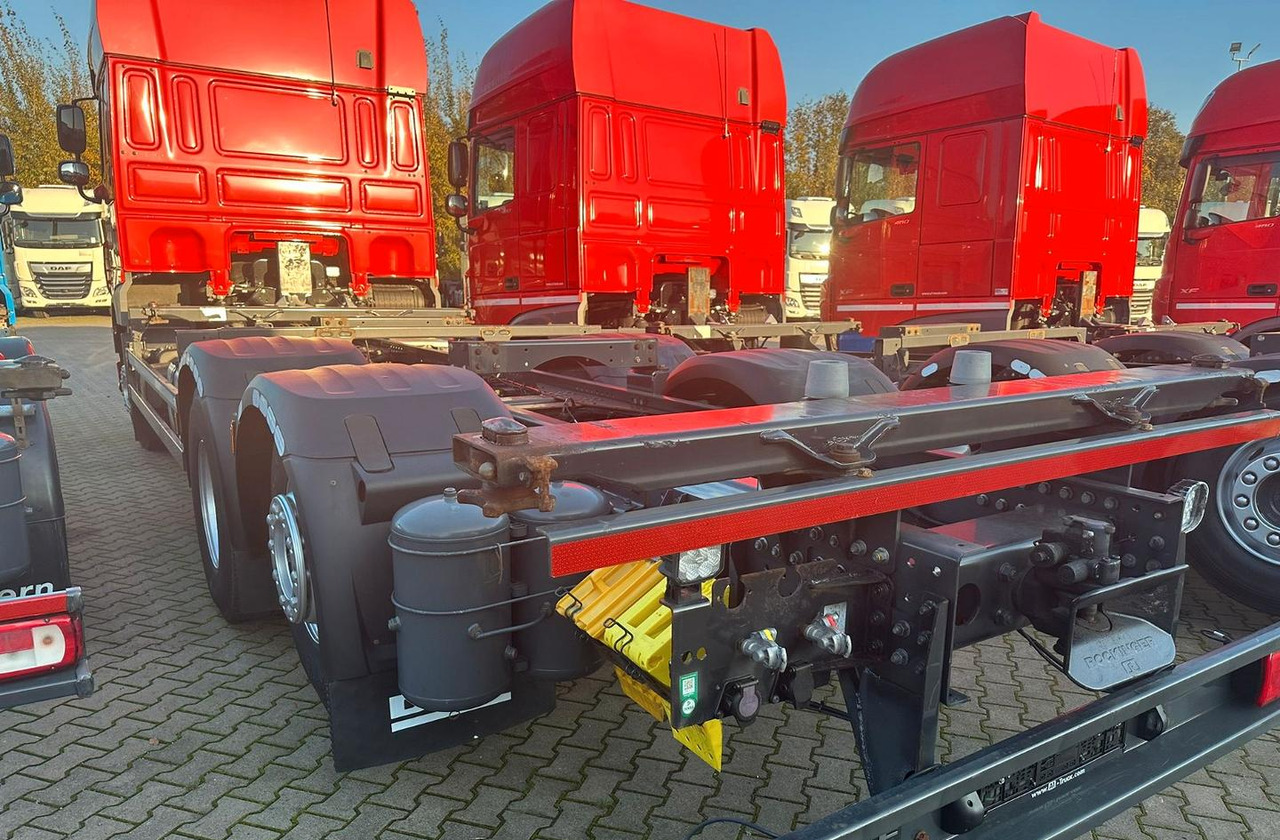 Camion à rideaux coulissants Daf xf 480 3 assi casse mobili INTARDER: photos 7