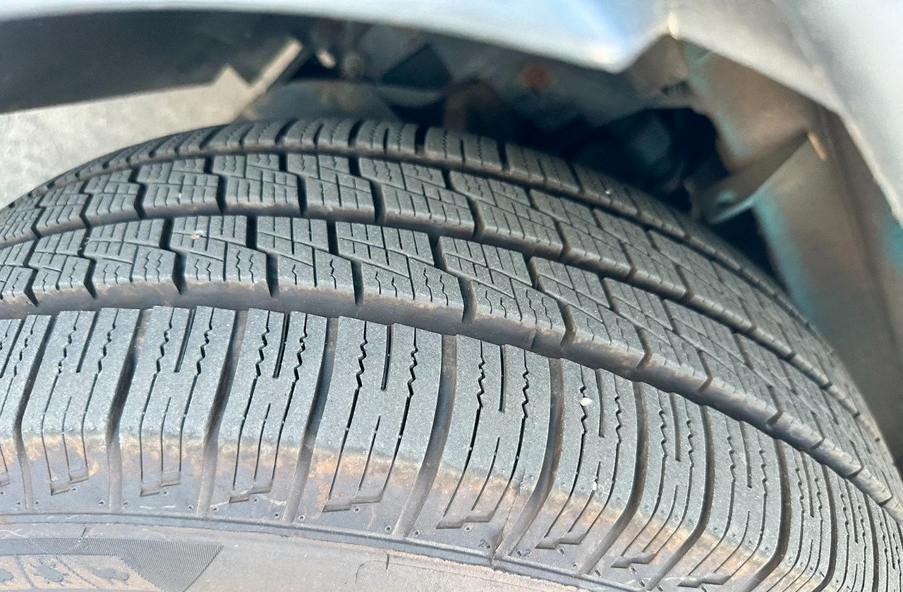 Fourgon utilitaire Iveco daily 35s14 passo lungo: photos 10 Fourgon utilitaire Iveco daily 35s14 passo lungo: photos 10