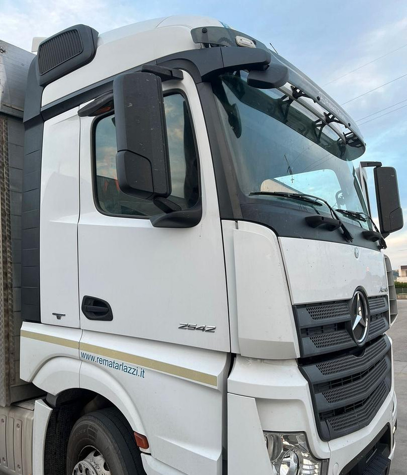 MERCEDES 2542 3 ASSI CENTINA 9,60 MT. EURO 6 - Camion fourgon: photos 5 MERCEDES 2542 3 ASSI CENTINA 9,60 MT. EURO 6 - Camion fourgon: photos 5