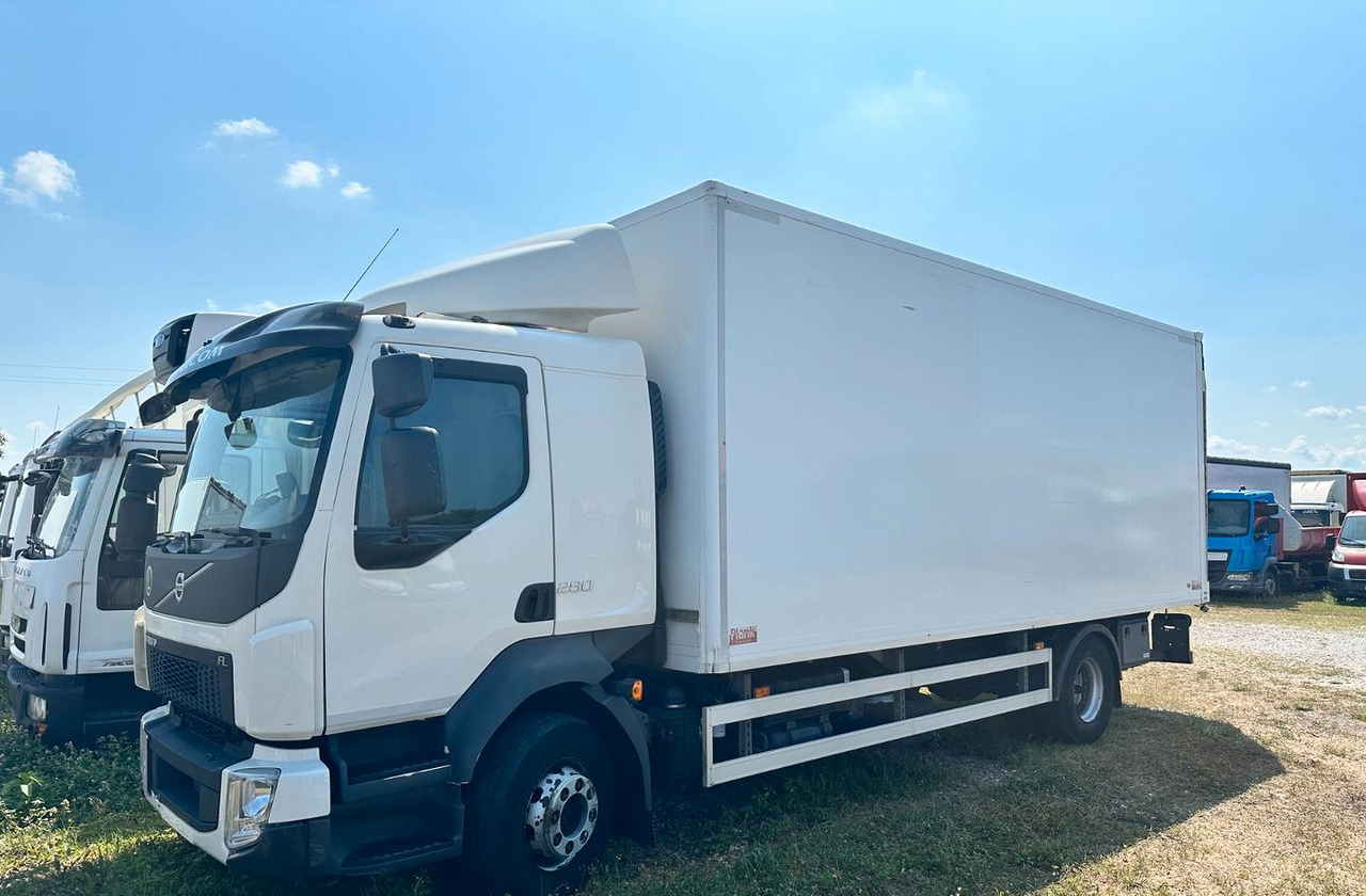 Volvo fl 280 160qli euro 6 - Camion fourgon: photos 1 Volvo fl 280 160qli euro 6 - Camion fourgon: photos 1