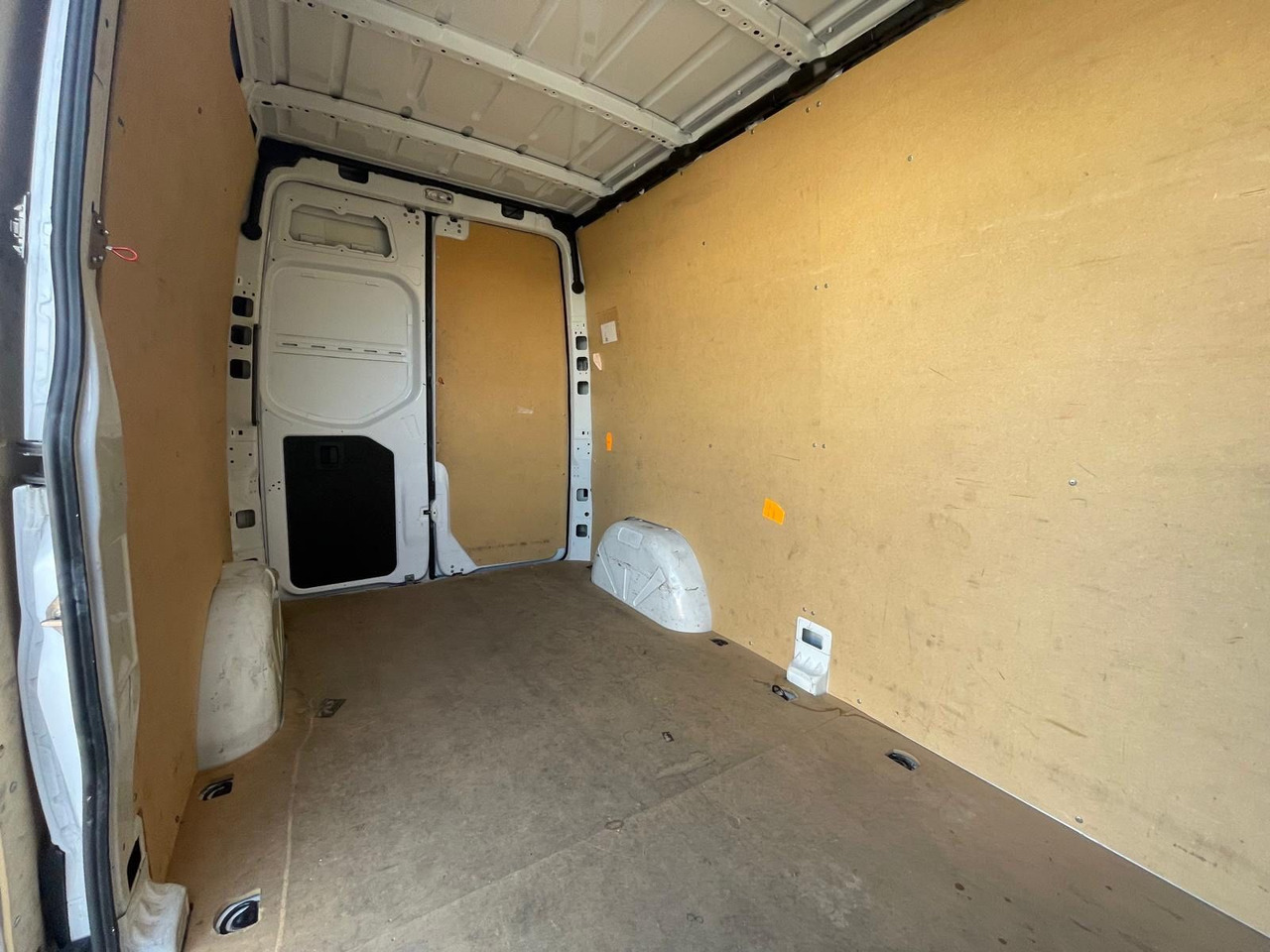 Fourgon utilitaire, Utilitaire électrique Mercedes-Benz eSprinter L2H2 Kastenwagen/47KW/AC/Kamera: photos 12 Fourgon utilitaire, Utilitaire électrique Mercedes-Benz eSprinter L2H2 Kastenwagen/47KW/AC/Kamera: photos 12