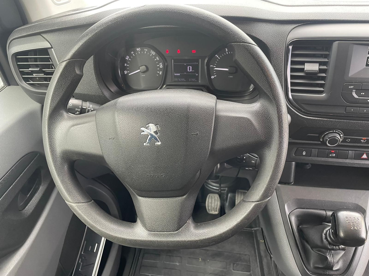 Fourgonnette Peugeot Expert Kasten Pro L3/2.0 BlueHDI/AC/15xVerfügbar: photos 13