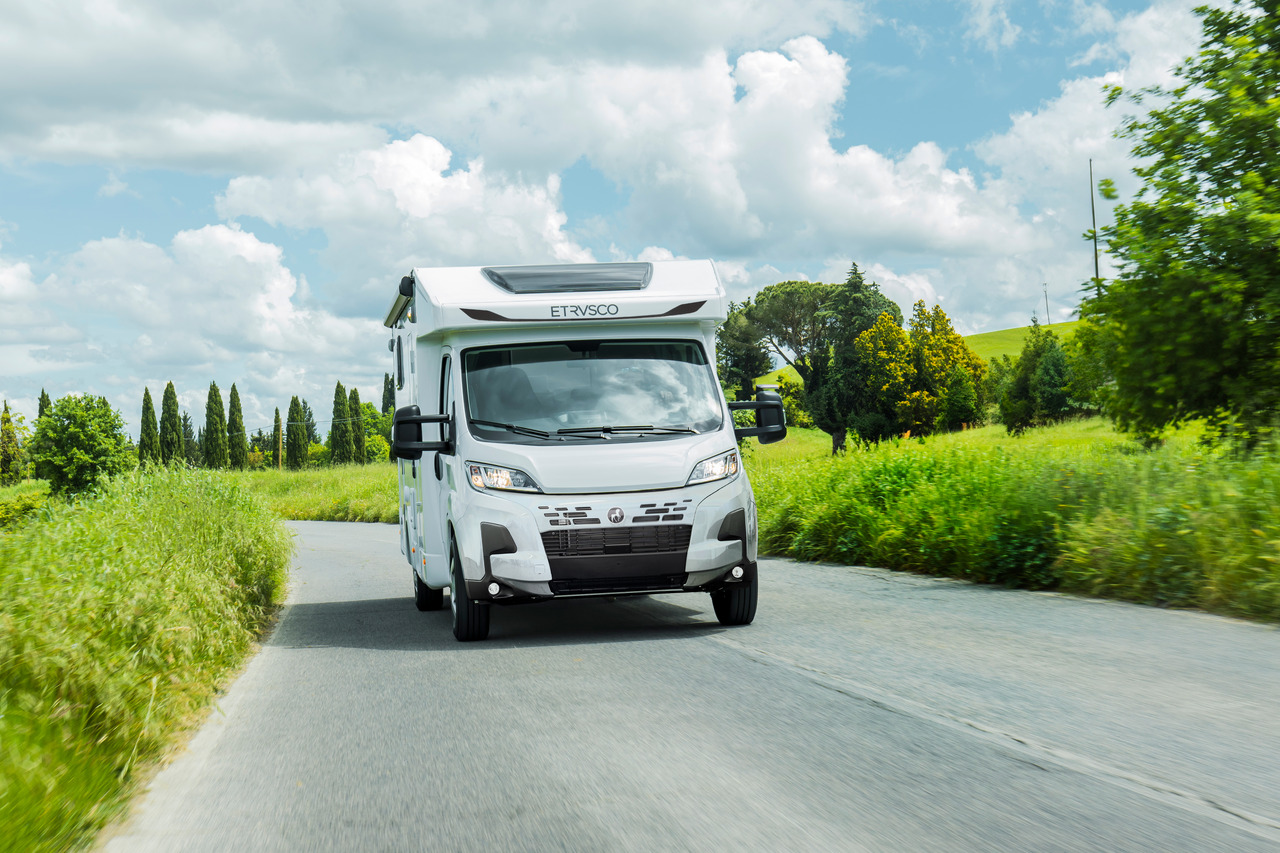 Etrusco T 7.3 QCF - Camping-car profilé: photos 5 Etrusco T 7.3 QCF - Camping-car profilé: photos 5