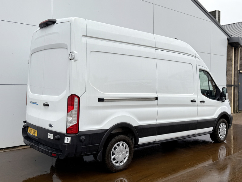 Ford E-Transit 390 184PK 390 Elektrisch 75kWh 334km WLTP BEV Snelladen L2H2 Climate Control Carplay Camera Stoelverwarming Parkeersensoren voor achter Laadkabel - Fourgon utilitaire, Utilitaire électrique: photos 3 Ford E-Transit 390 184PK 390 Elektrisch 75kWh 334km WLTP BEV Snelladen L2H2 Climate Control Carplay Camera Stoelverwarming Parkeersensoren voor achter Laadkabel - Fourgon utilitaire, Utilitaire électrique: photos 3