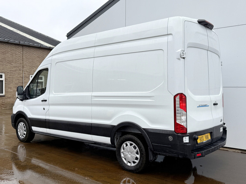 Ford E-Transit 390 184PK 390 Elektrisch 75kWh 334km WLTP BEV Snelladen L2H2 Climate Control Carplay Camera Stoelverwarming Parkeersensoren voor achter Laadkabel - Fourgon utilitaire, Utilitaire électrique: photos 2 Ford E-Transit 390 184PK 390 Elektrisch 75kWh 334km WLTP BEV Snelladen L2H2 Climate Control Carplay Camera Stoelverwarming Parkeersensoren voor achter Laadkabel - Fourgon utilitaire, Utilitaire électrique: photos 2