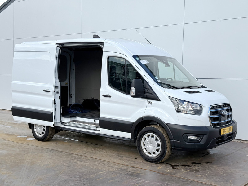 Ford E-Transit 75kWh 184PK 390 Elektrisch 75kWh 334km WLTP BEV Snelladen L2H2 Climate Control Tacho Carplay Camera Stoelverwarming Parkeersensoren voor achter - Fourgon utilitaire, Utilitaire électrique: photos 5 Ford E-Transit 75kWh 184PK 390 Elektrisch 75kWh 334km WLTP BEV Snelladen L2H2 Climate Control Tacho Carplay Camera Stoelverwarming Parkeersensoren voor achter - Fourgon utilitaire, Utilitaire électrique: photos 5