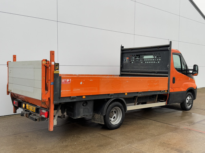 Iveco Daily 35C15 Open Laadbak 3.5t Trekhaak Laadklep Pritische Pick up - Utilitaire plateau: photos 3 Iveco Daily 35C15 Open Laadbak 3.5t Trekhaak Laadklep Pritische Pick up - Utilitaire plateau: photos 3