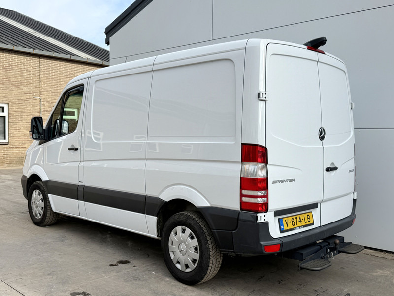 Mercedes-Benz Sprinter 311 2.1 CDI Automaat L2H1 Climate Control Cruise Control Camera trekhaak en lucht geveerde stoel - Fourgon utilitaire: photos 2 Mercedes-Benz Sprinter 311 2.1 CDI Automaat L2H1 Climate Control Cruise Control Camera trekhaak en lucht geveerde stoel - Fourgon utilitaire: photos 2