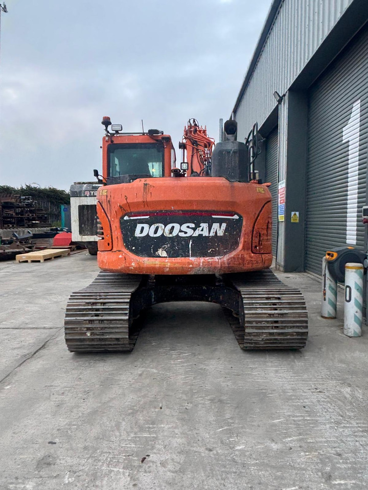 Doosan DX140LCR - Pelle sur chenille: photos 4 Doosan DX140LCR - Pelle sur chenille: photos 4