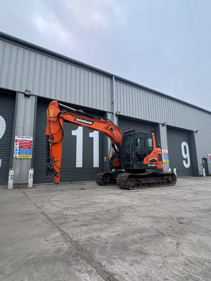 Doosan DX140LCR - Pelle sur chenille: photos 1 Doosan DX140LCR - Pelle sur chenille: photos 1