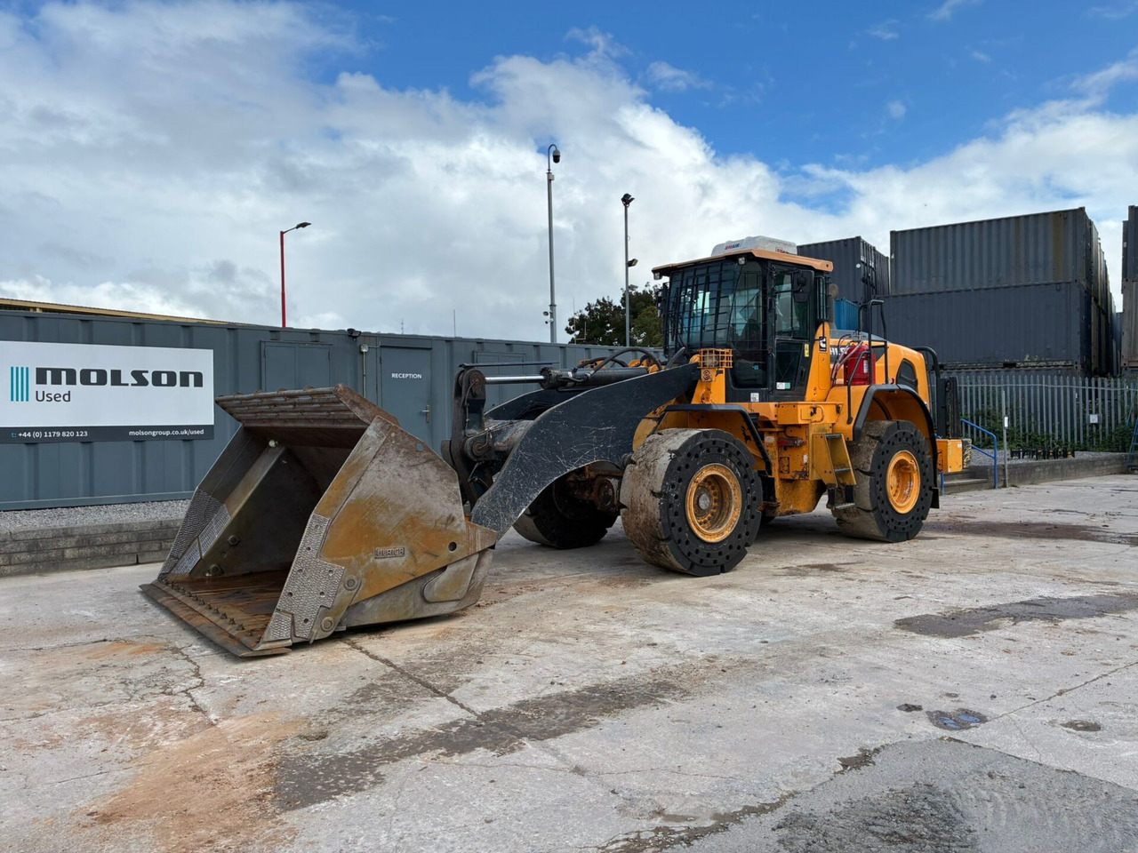 Hyundai HL960AHDXT - Chargeuse sur pneus: photos 1 Hyundai HL960AHDXT - Chargeuse sur pneus: photos 1