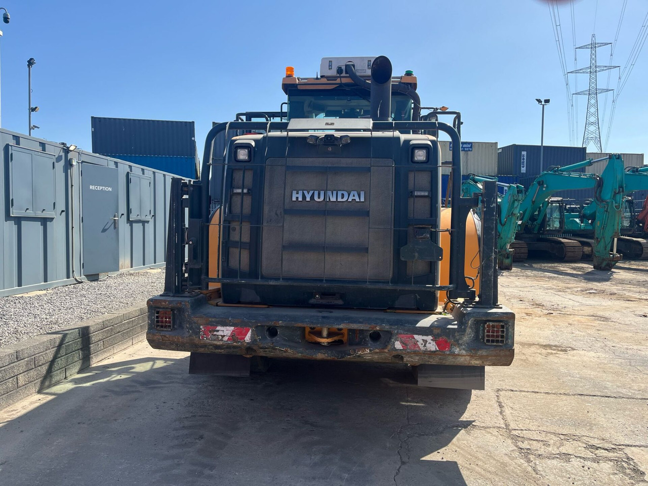 Hyundai HL960HDXT - Chargeuse sur pneus: photos 4 Hyundai HL960HDXT - Chargeuse sur pneus: photos 4