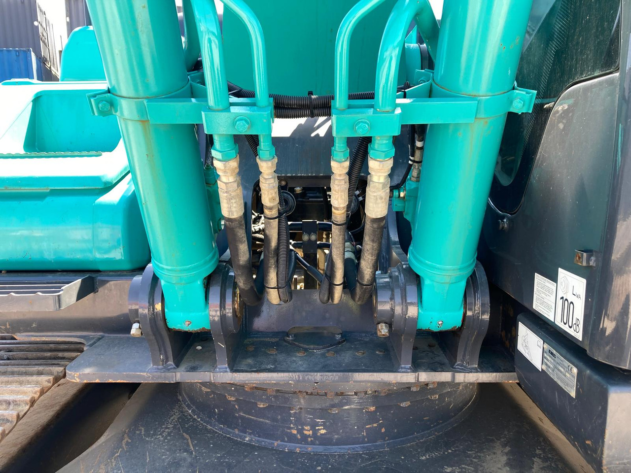 Pelle sur chenille Kobelco SK210LC-11: photos 20