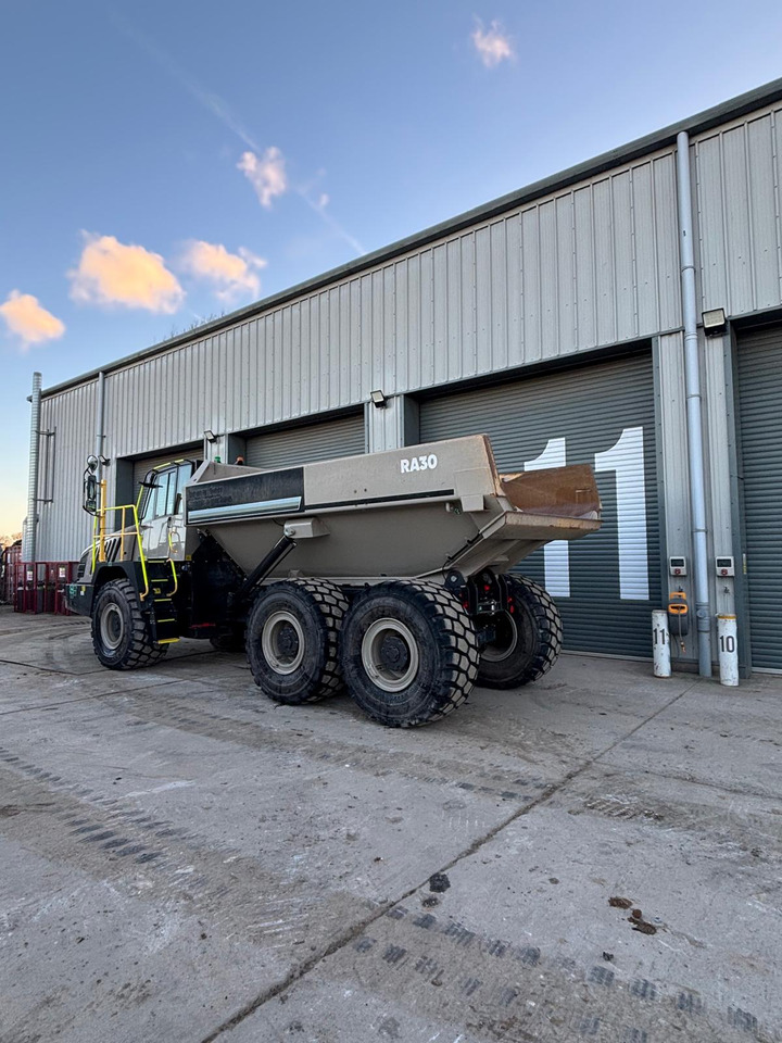 ROKBAK RA30 - Tombereau articulé: photos 3 ROKBAK RA30 - Tombereau articulé: photos 3